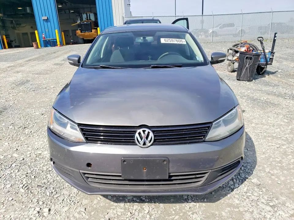 2014 VOLKSWAGEN JETTA BASE  