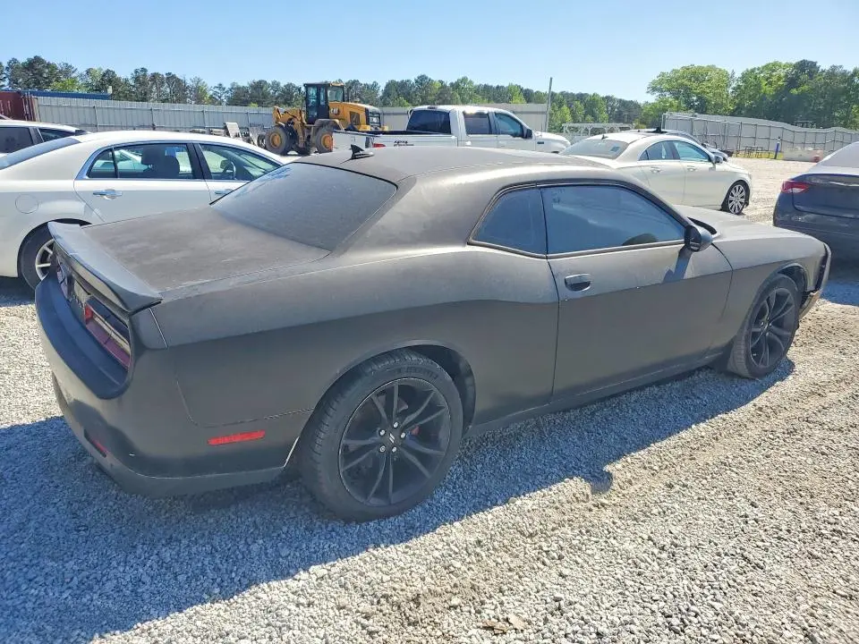 2017 DODGE CHALLENGER SXT  