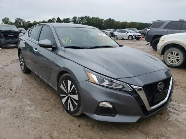 2021 NISSAN ALTIMA SV