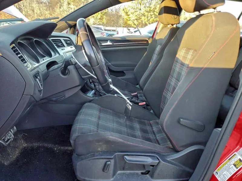 2016 VOLKSWAGEN GTI S/SE  