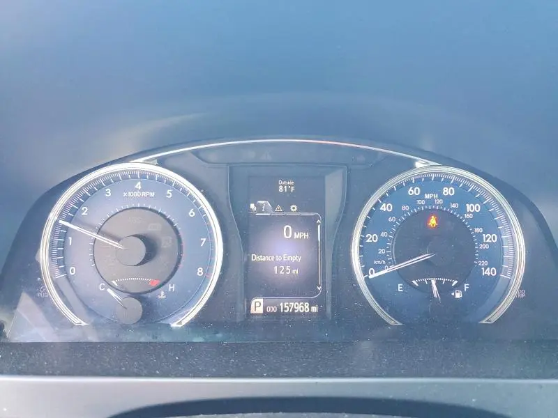 2016 TOYOTA CAMRY LE  