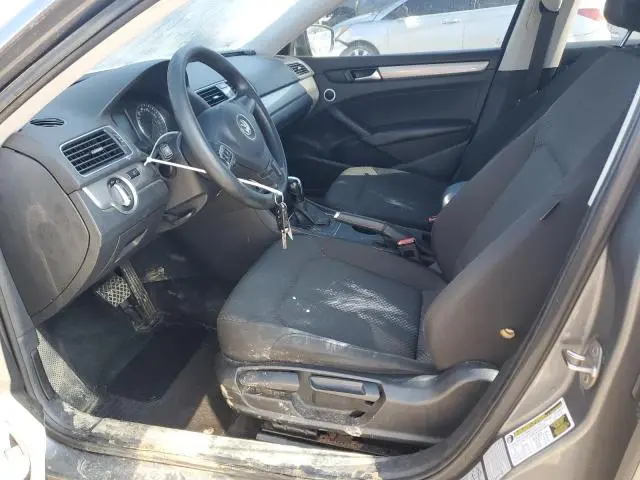 2015 VOLKSWAGEN PASSAT S  