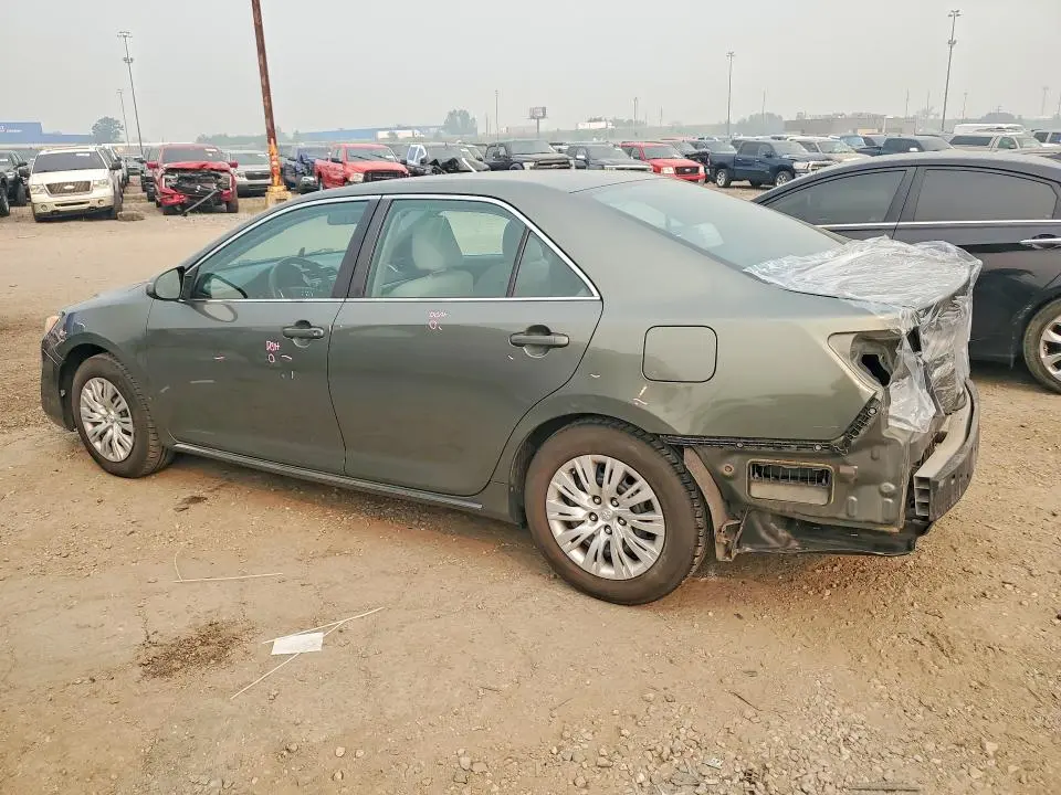 2014 TOYOTA CAMRY LE  