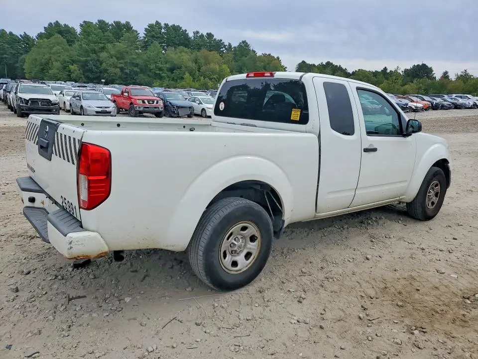 2017 NISSAN FRONTIER S  