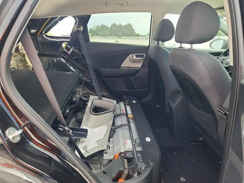 2019 KIA NIRO LX  