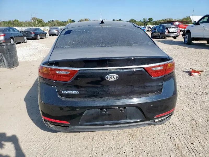 2017 KIA CADENZA PREMIUM  