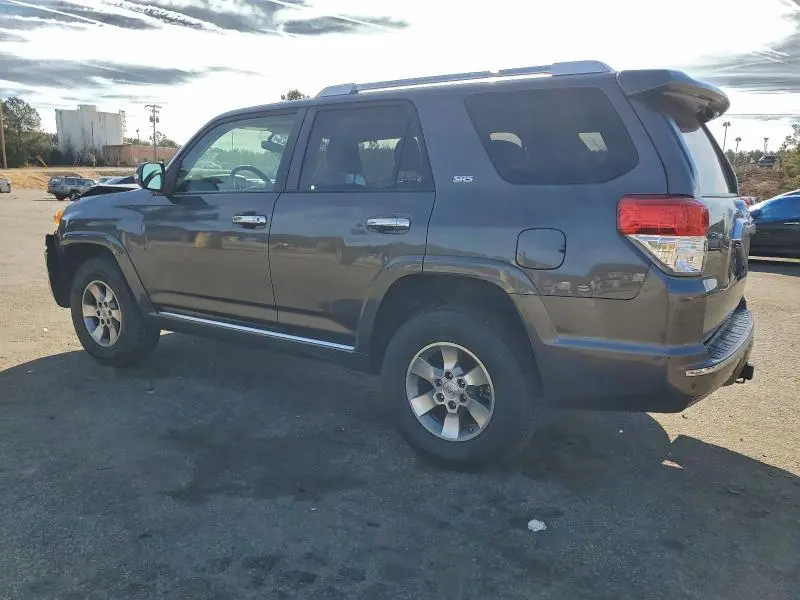 2010 TOYOTA 4RUNNER SR5  