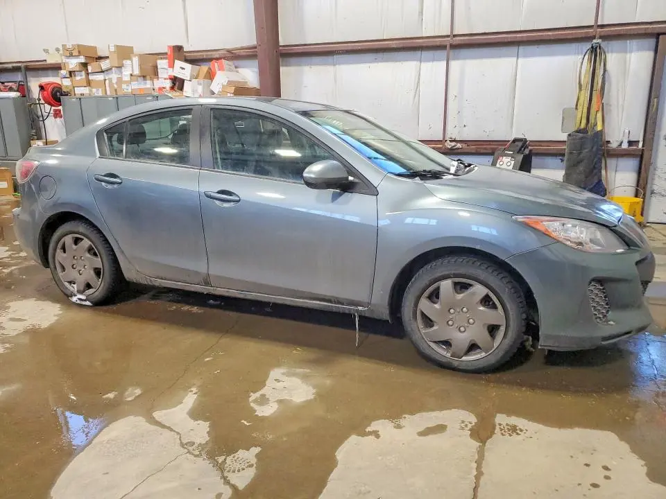 2013 MAZDA 3 I  