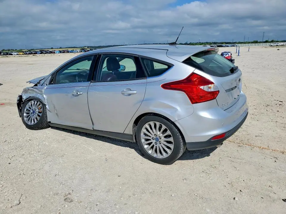2012 FORD FOCUS TITANIUM  