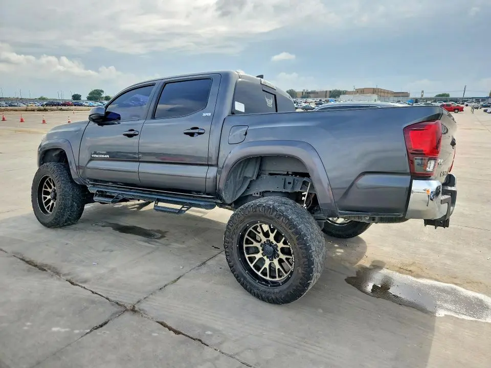 2019 TOYOTA TACOMA SR5 V6  