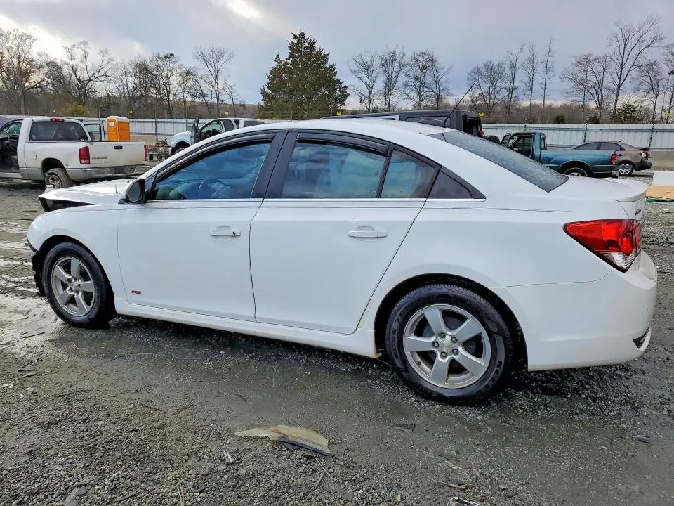 2015 CHEVROLET CRUZE LT  