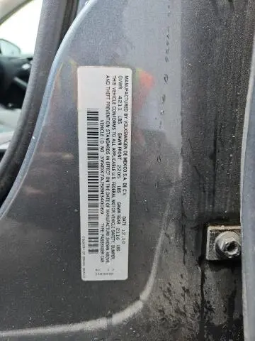 2011 VOLKSWAGEN JETTA SE  