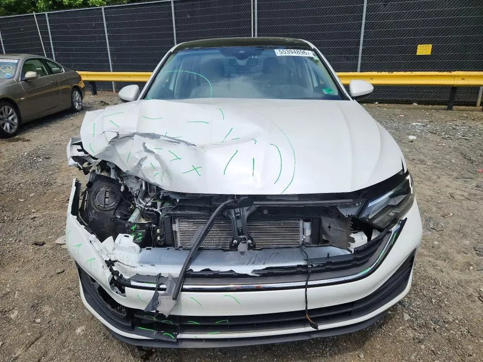 2022 VOLKSWAGEN JETTA SE  