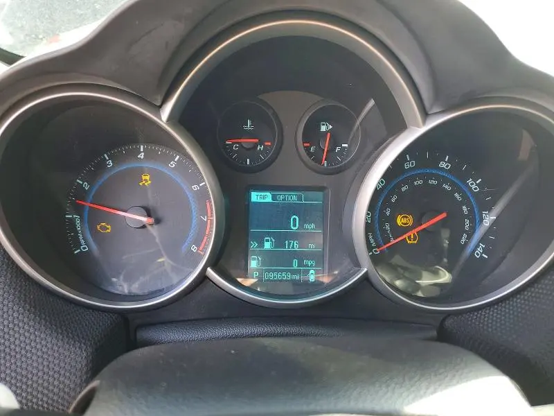 2015 CHEVROLET CRUZE LT  