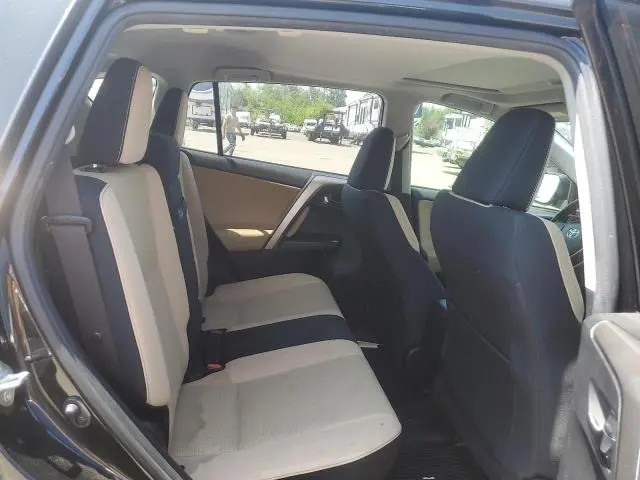 2018 TOYOTA RAV4 HV LE  
