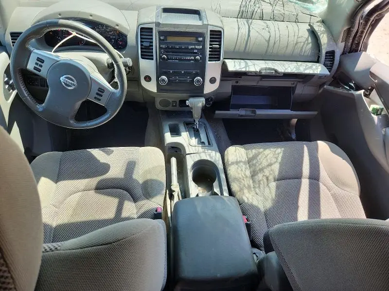 2011 NISSAN FRONTIER S  