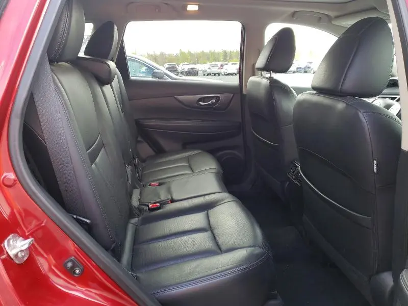 2015 NISSAN ROGUE S  