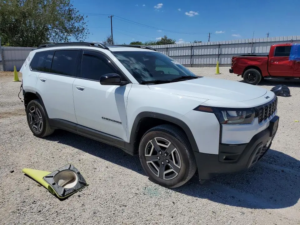 2026 JEEP CHEROKEE LAREDO  