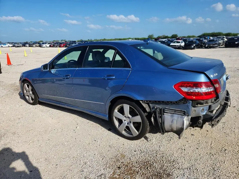 2011 MERCEDES-BENZ E 350  