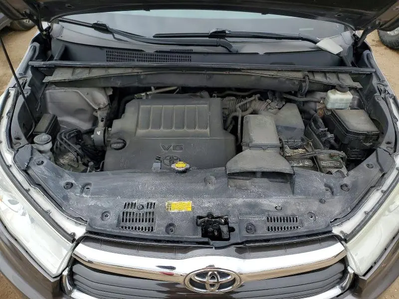 2014 TOYOTA HIGHLANDER XLE  