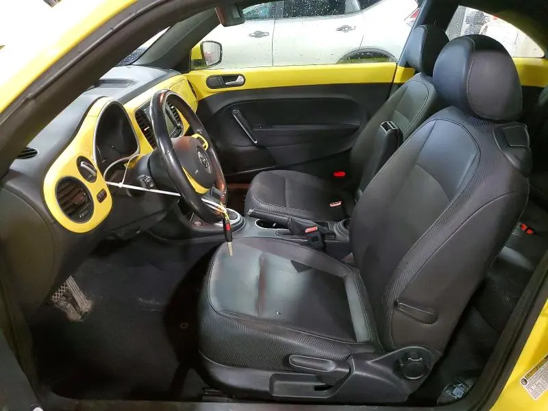 2015 VOLKSWAGEN BEETLE 1.8T  
