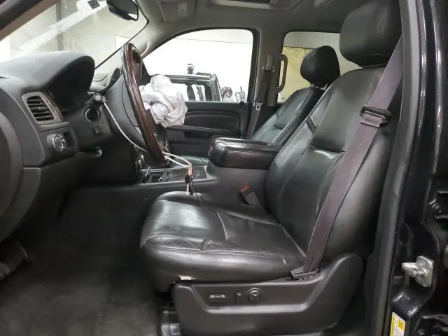 2013 GMC YUKON DENALI  