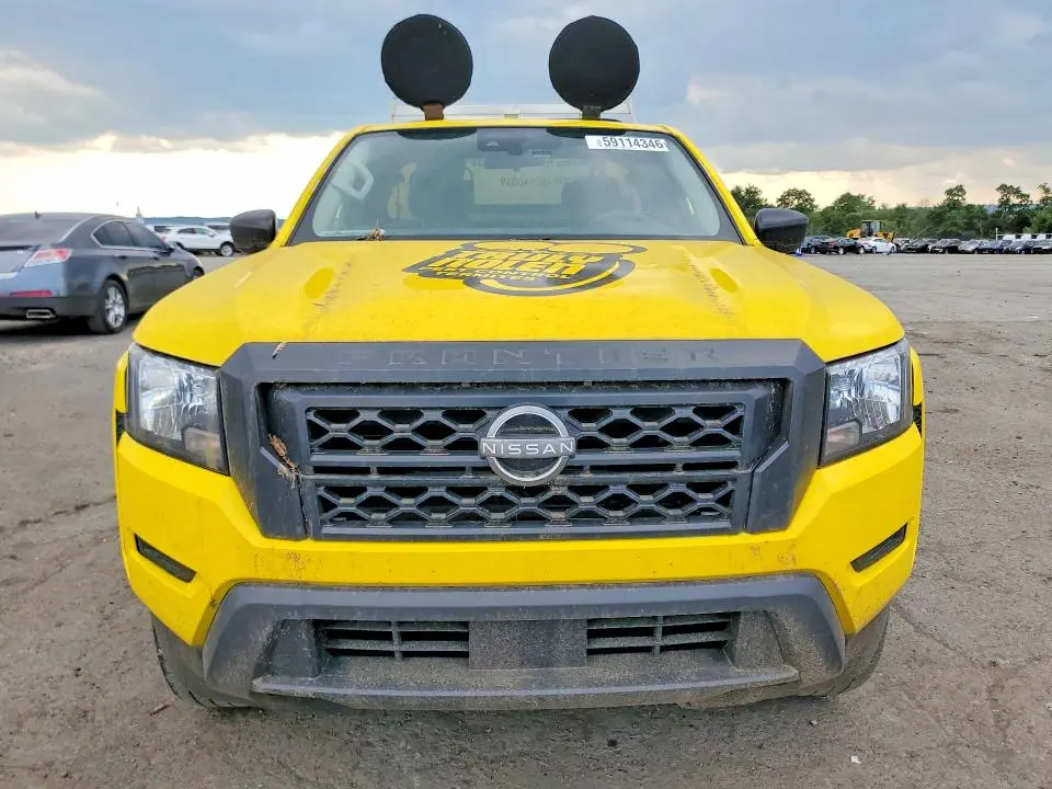 2023 NISSAN FRONTIER S  
