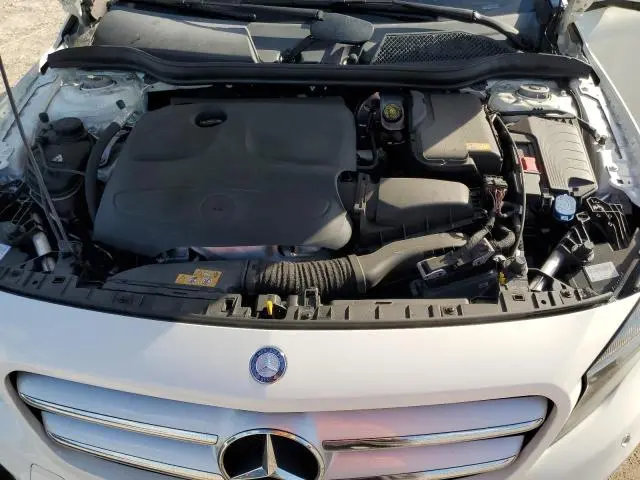 2016 MERCEDES-BENZ GLA 250  