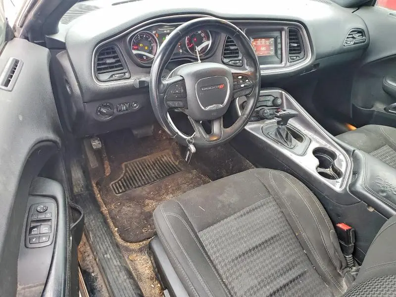 2017 DODGE CHALLENGER SXT  