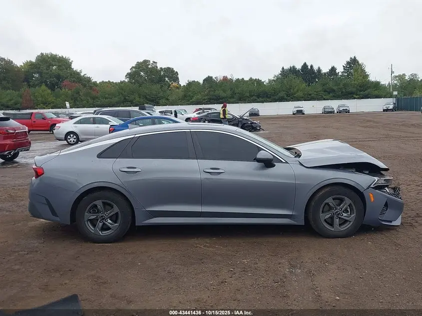 2021 KIA K5 LX