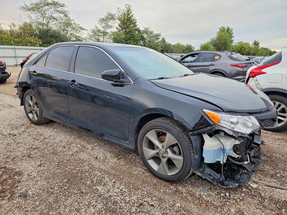 2014 TOYOTA CAMRY SE SPORT  