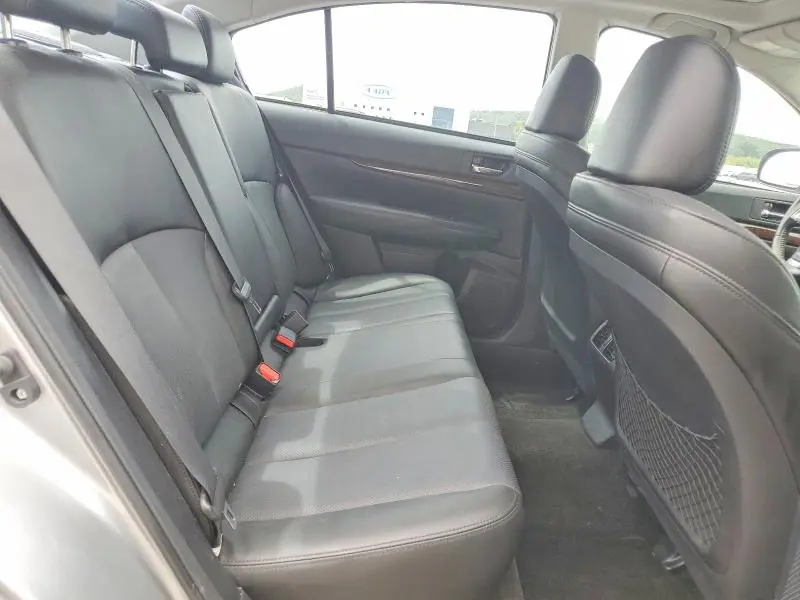 2013 SUBARU LEGACY 3.6R LIMITED  