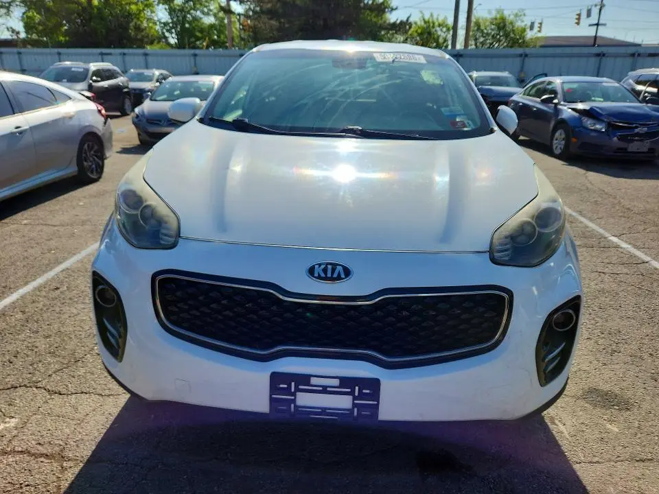 2017 KIA SPORTAGE LX  