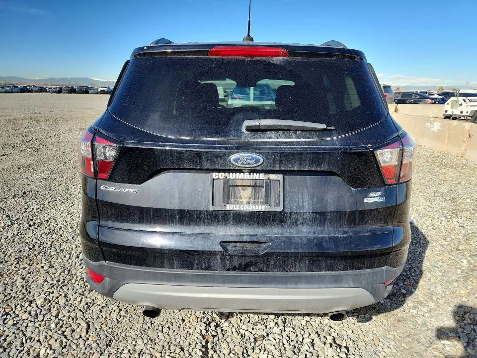 2018 FORD ESCAPE SE  