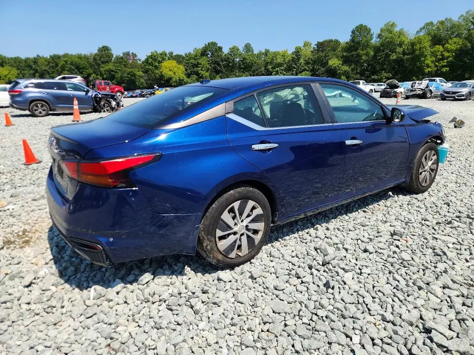 2019 NISSAN ALTIMA S  