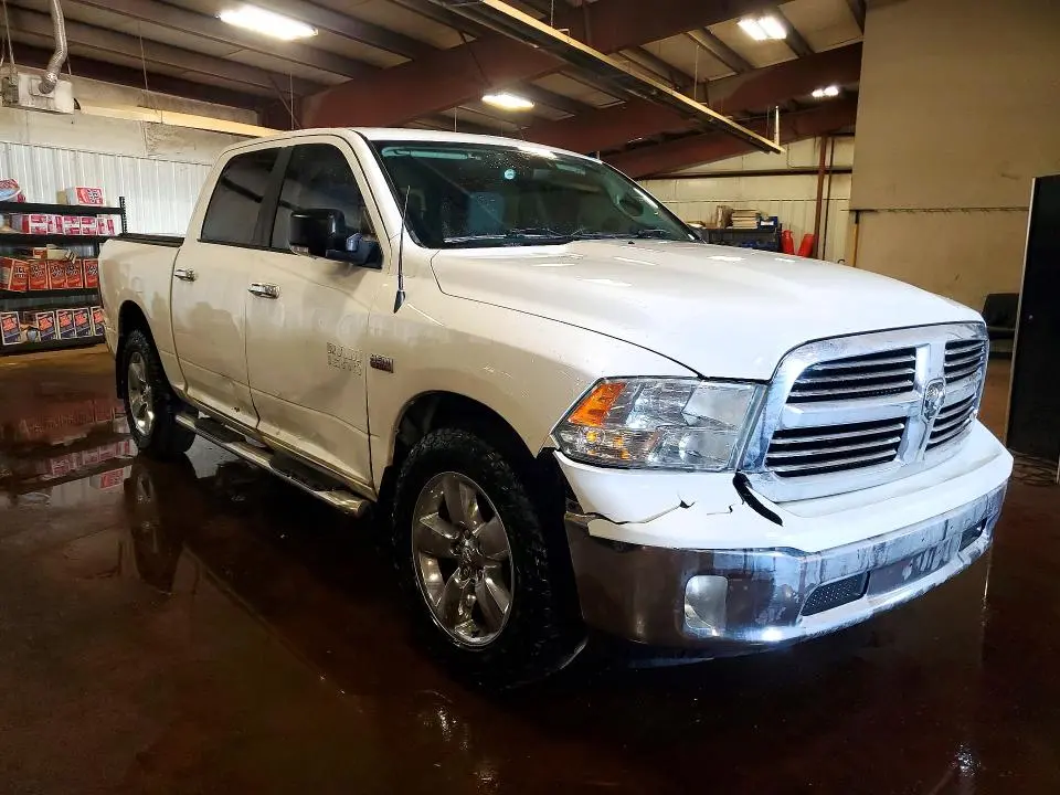 2014 RAM 1500 SLT  