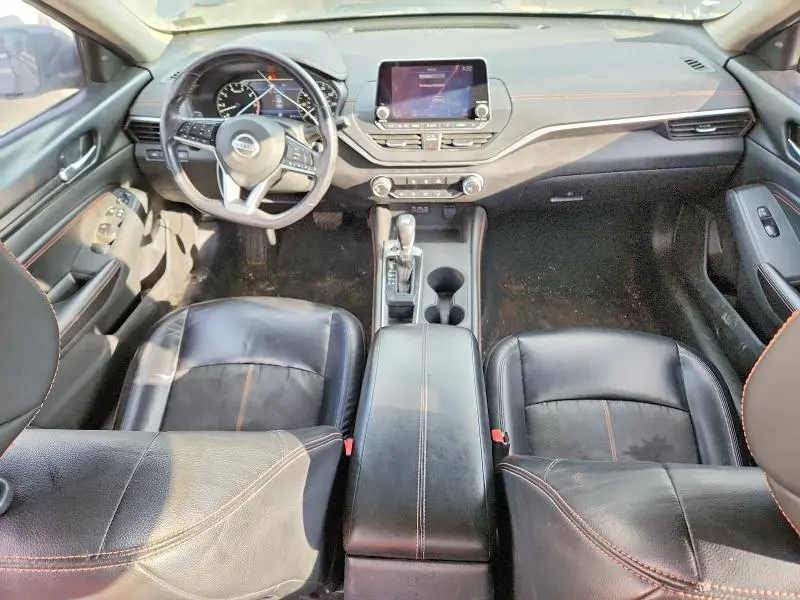 2021 NISSAN ALTIMA SR  