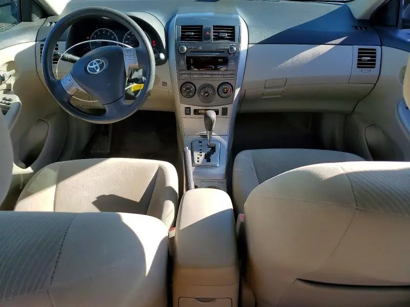 2011 TOYOTA COROLLA LE  