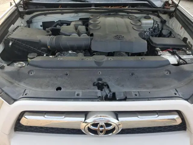2010 TOYOTA 4RUNNER SR5  