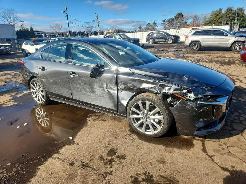 2023 MAZDA 3 PREMIUM  