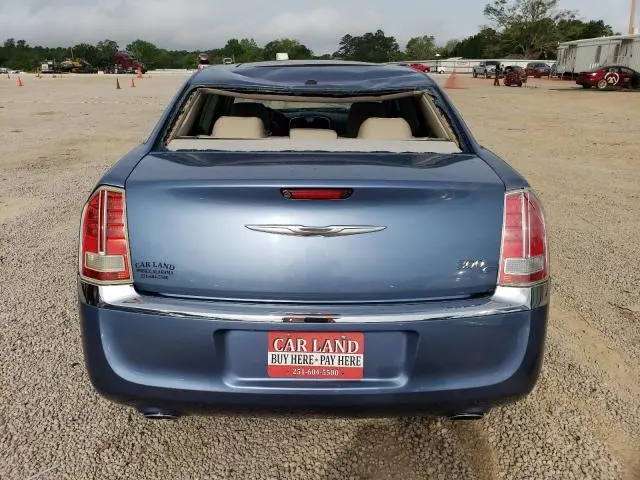 2011 CHRYSLER 300C   