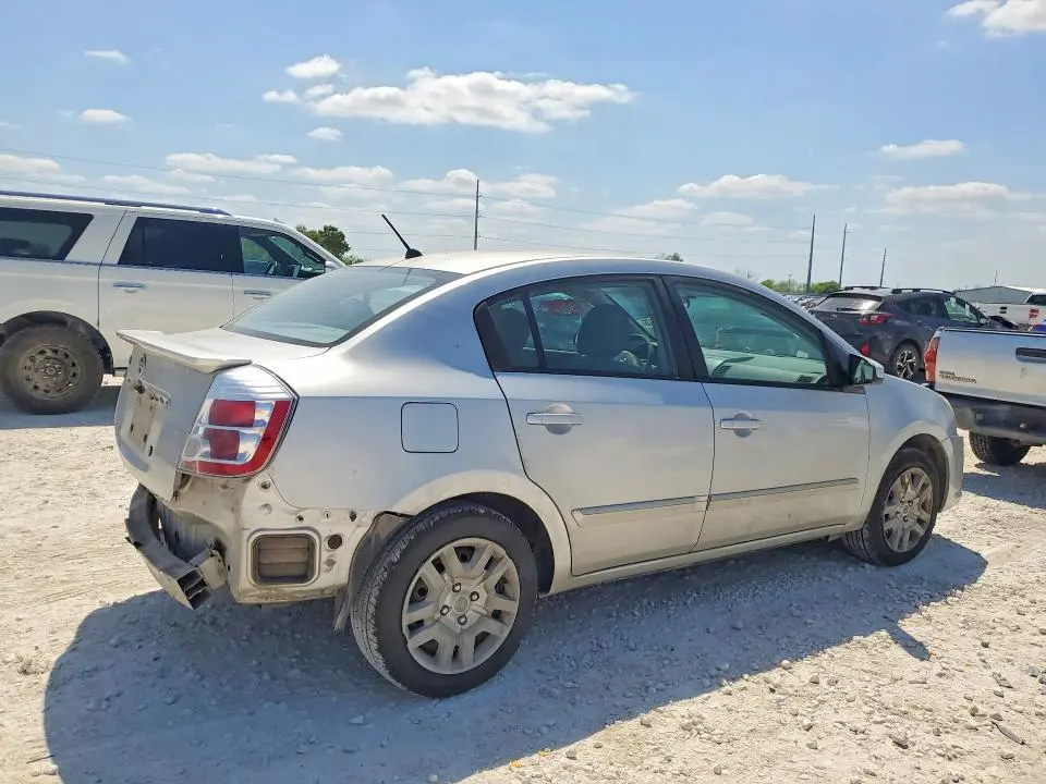2011 NISSAN SENTRA 2.0  