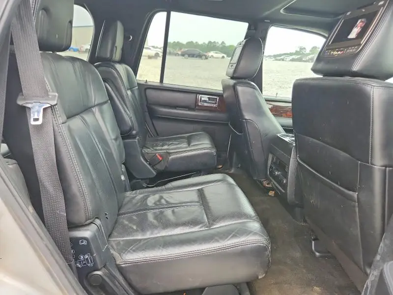2016 LINCOLN NAVIGATOR SELECT  