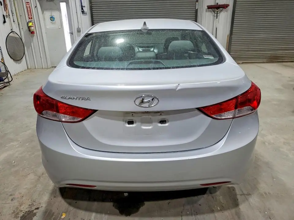 2011 HYUNDAI ELANTRA GLS  
