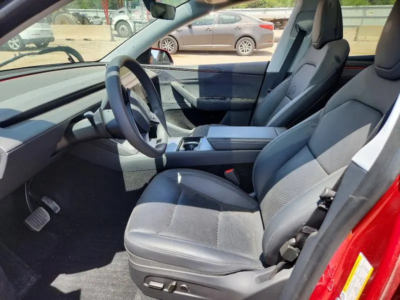 2026 TESLA MODEL Y   