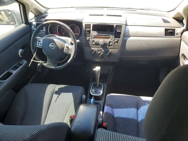 2011 NISSAN VERSA 1.8 S  