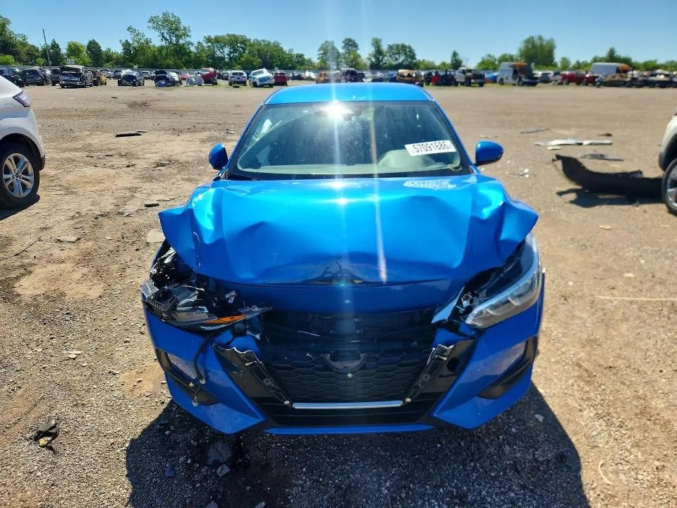 2023 NISSAN SENTRA SV  