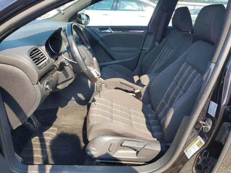 2010 VOLKSWAGEN GTI   