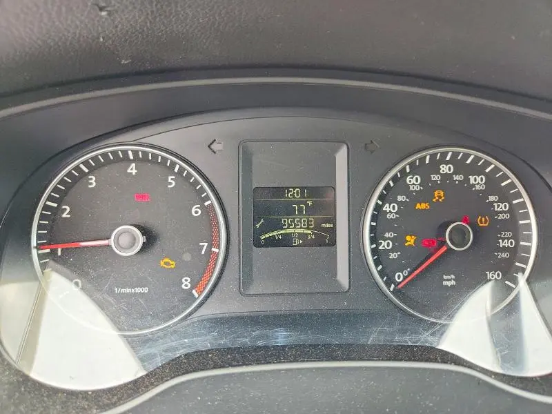 2012 VOLKSWAGEN JETTA SE  