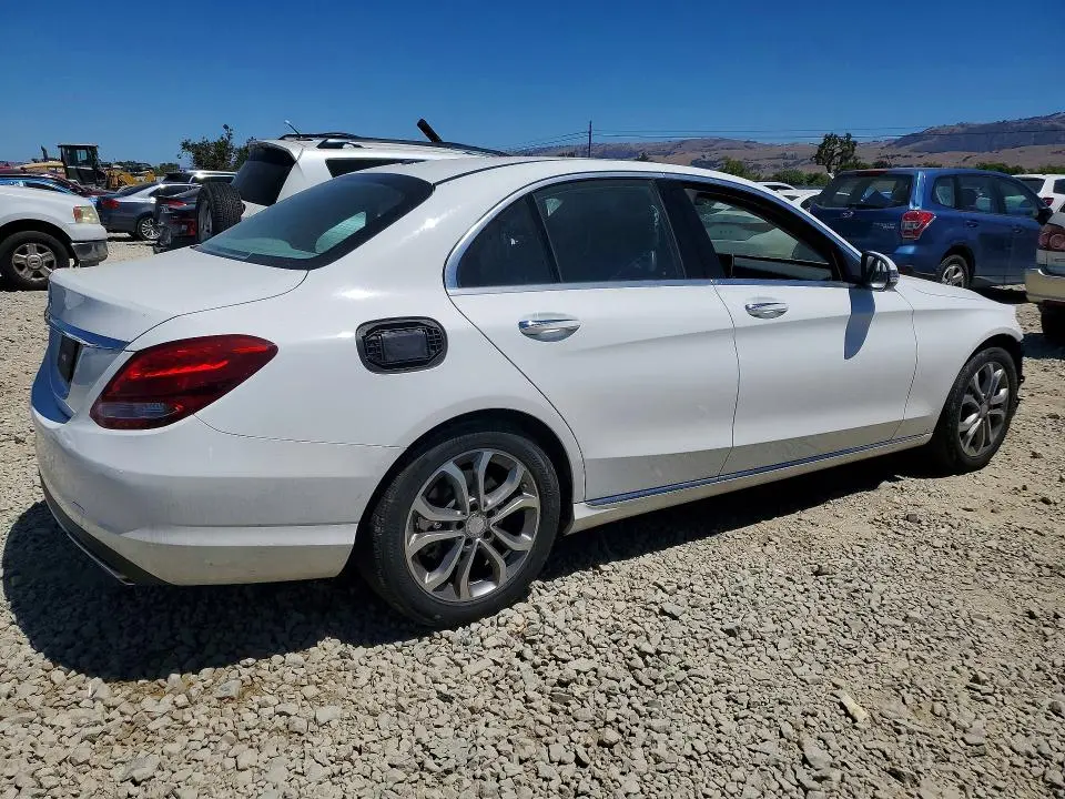 2016 MERCEDES-BENZ C 300  